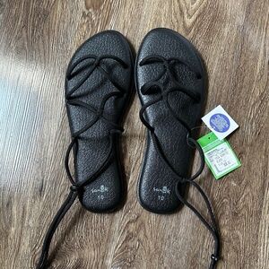 ~NWT Sanuk Yoga Sunrise Sandals Black Size 10~